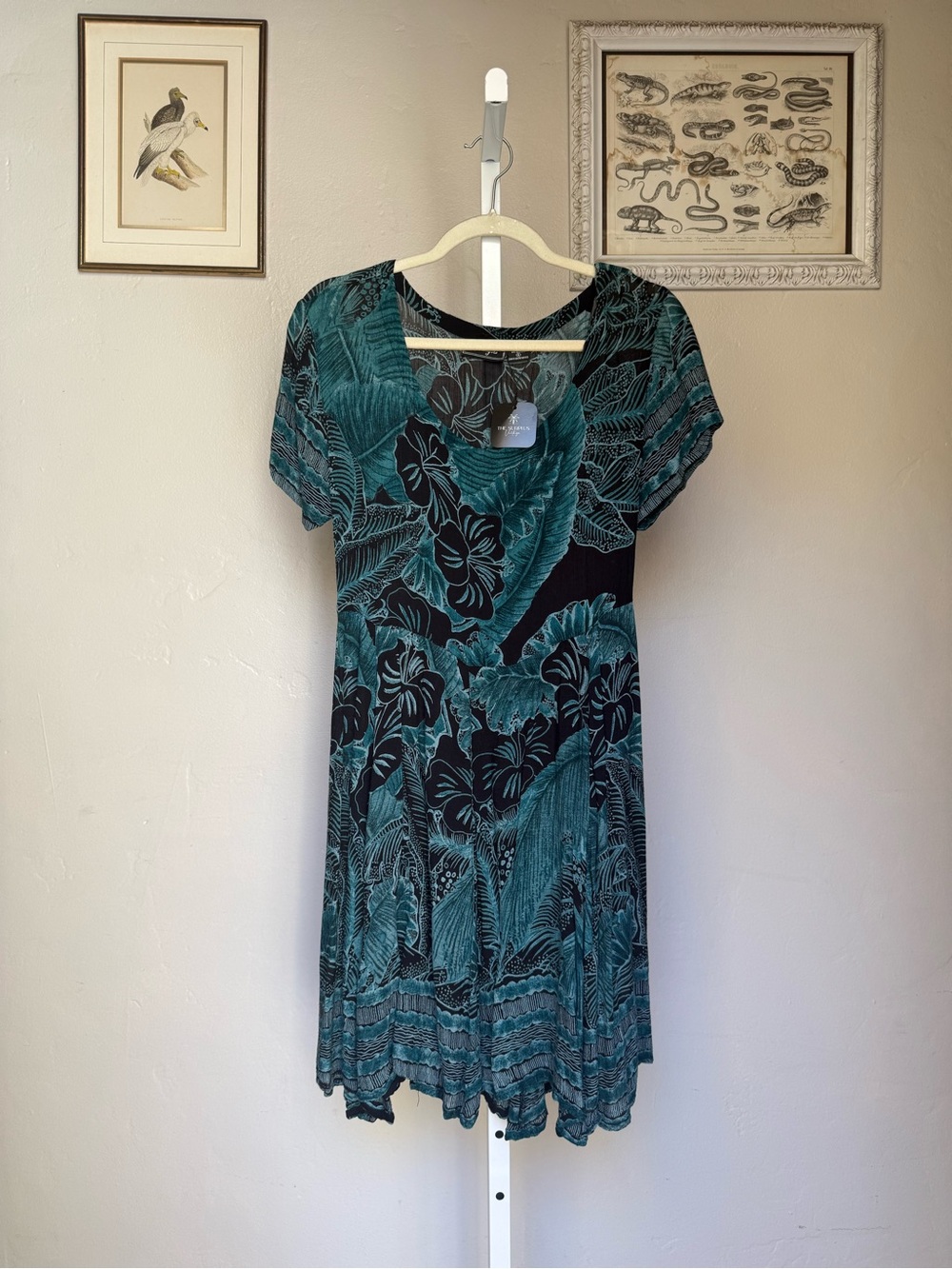 Vintage Tropical Print Dress by Nostalgia Size Small